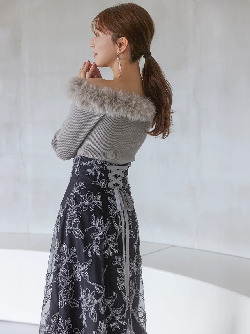 Sustainable Decollete Fur Knit Pullover 5 Sustainable Decollete Fur Knit Pullover