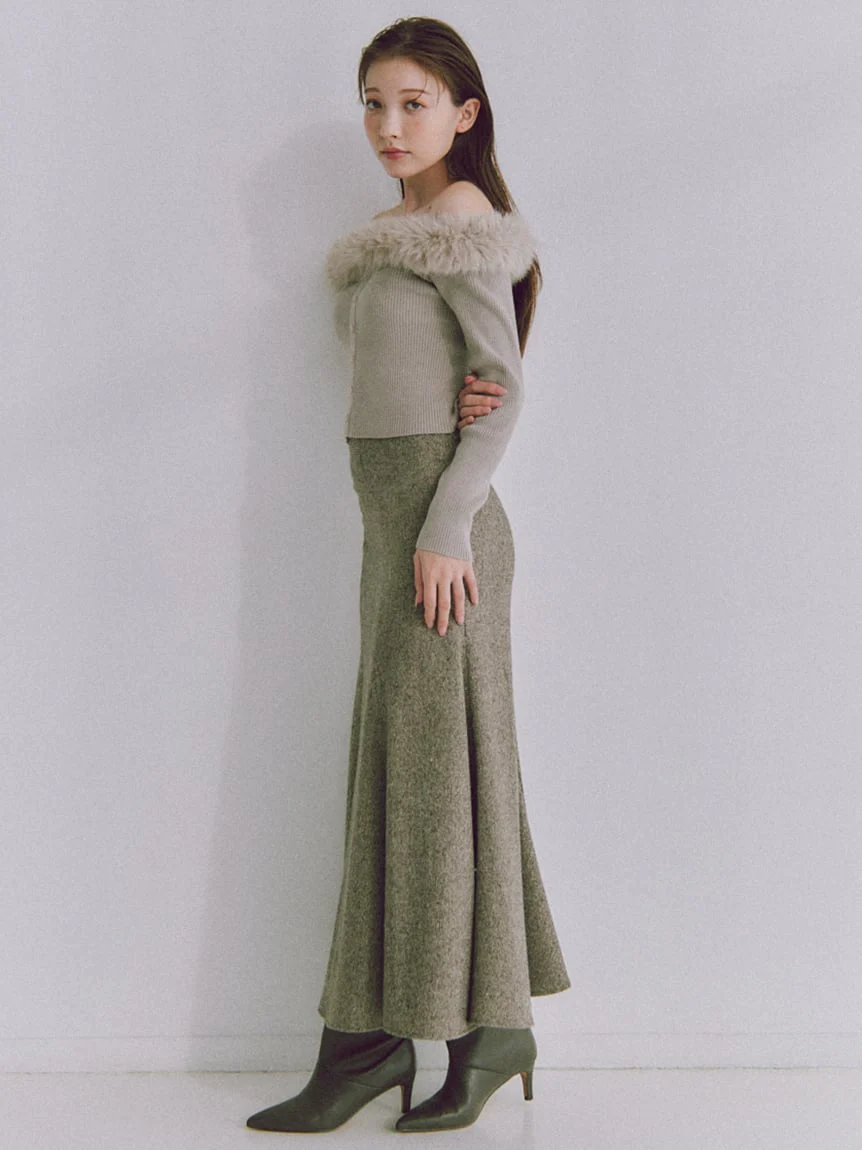 Sustainable Decollete Fur Knit Pullover 7 Sustainable Decollete Fur Knit Pullover