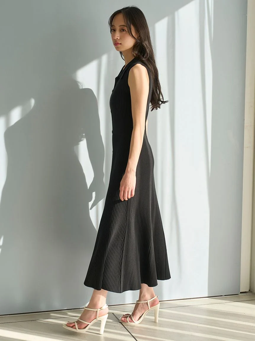 Front-buttoned Knit Dress 16 Front-buttoned Knit Dress