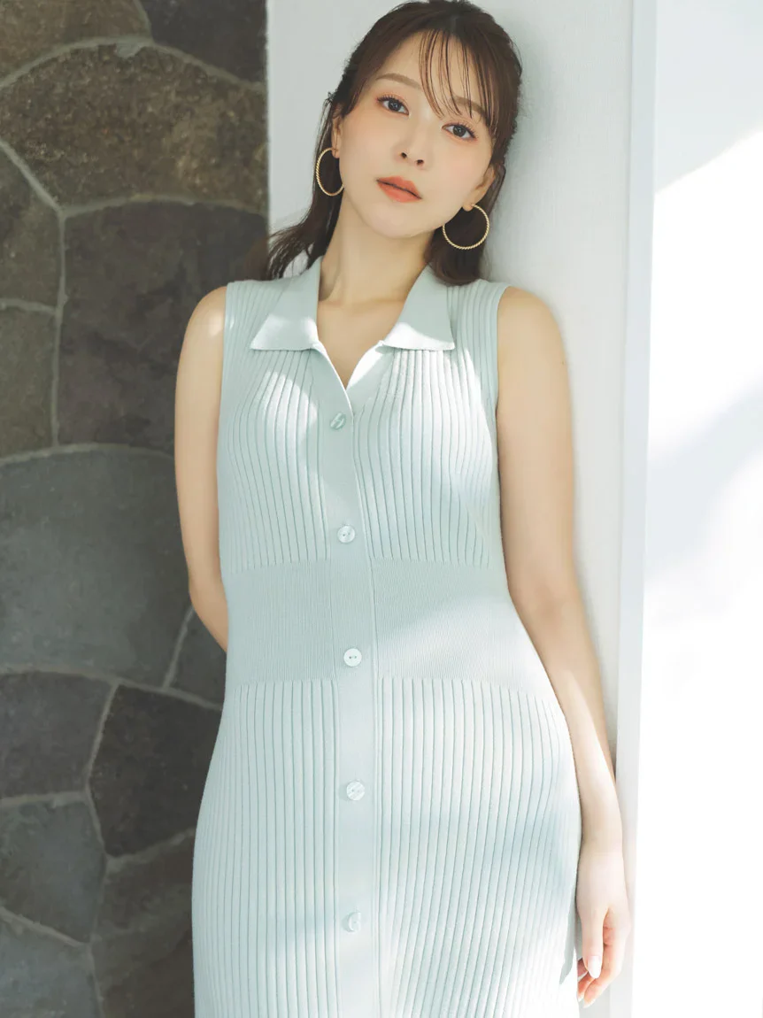 Front-buttoned Knit Dress 6 Front-buttoned Knit Dress