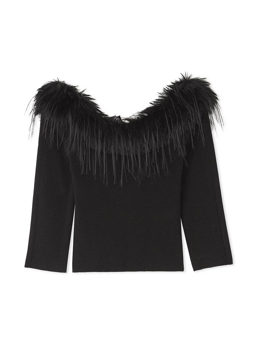 Décolleté Faux Fur Knit Pullover 2 Décolleté Faux Fur Knit Pullover